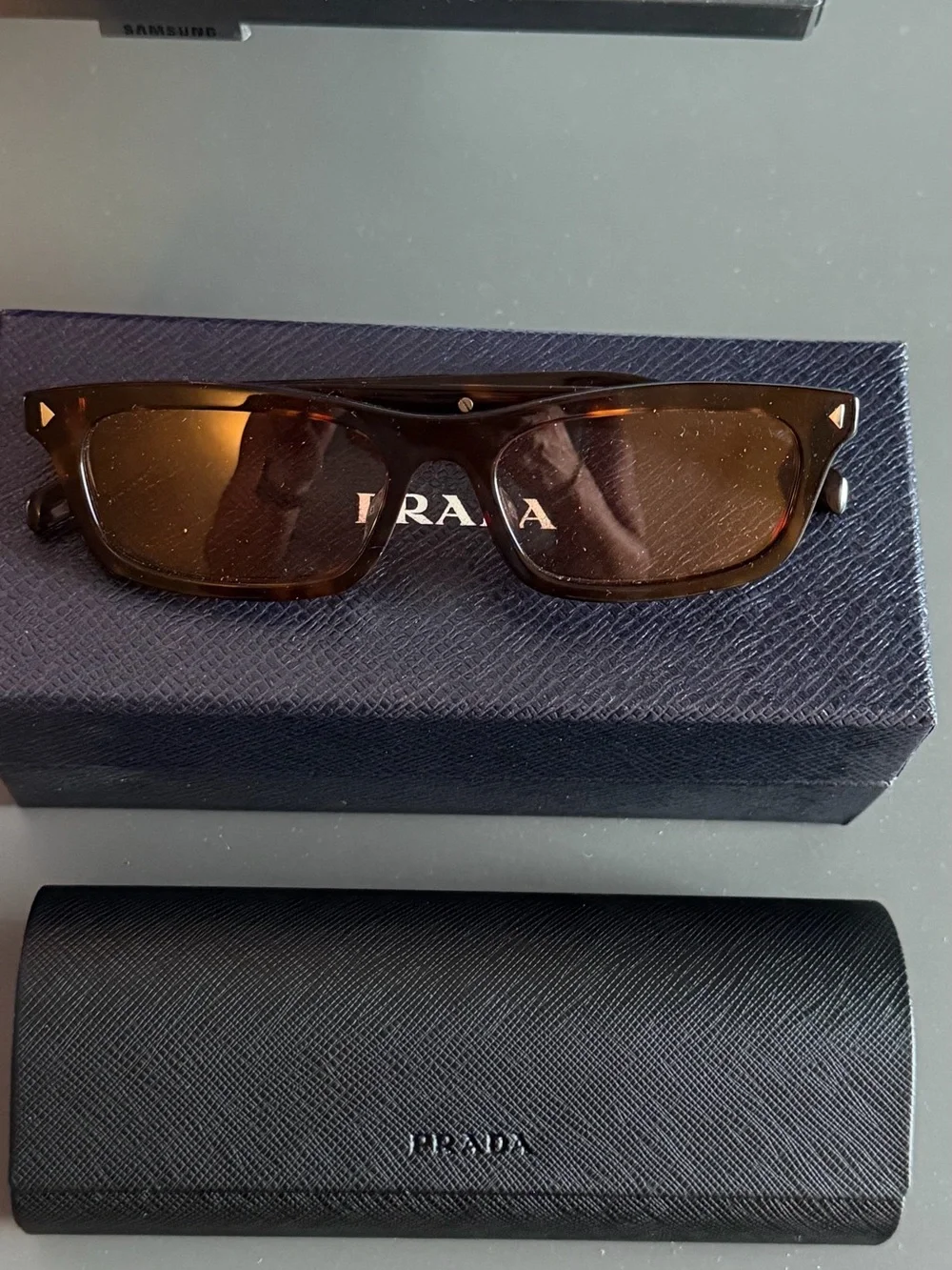 Prada Tortoiseshell Prada SPRD05-F